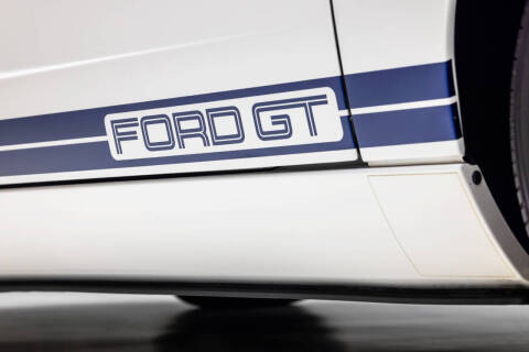 2005 Ford GT