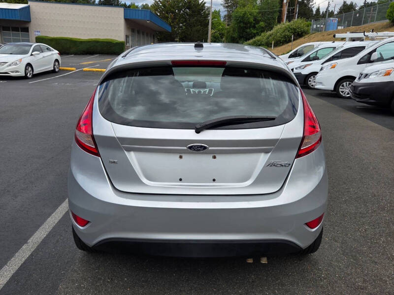 2013 Ford Fiesta SE