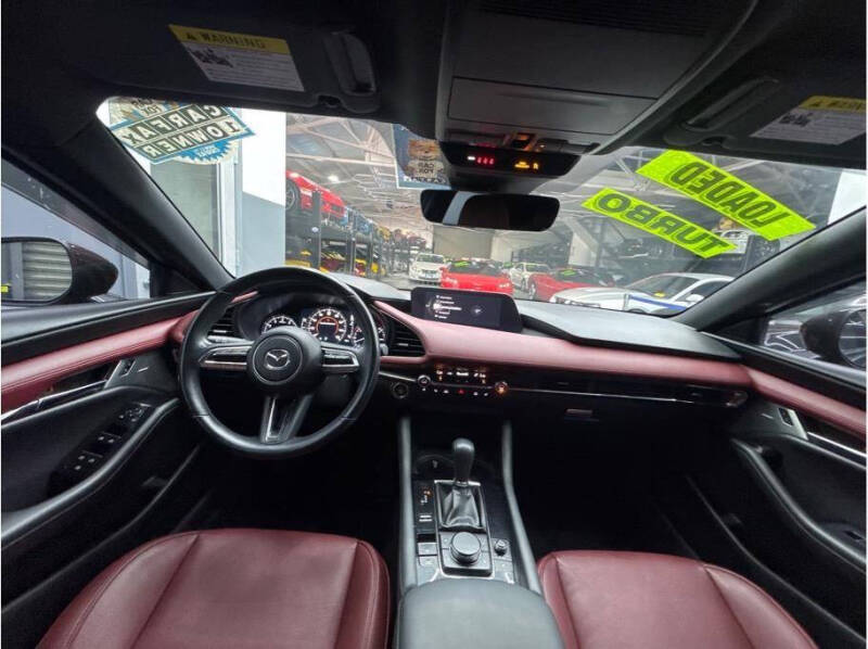 2021 Mazda Mazda3 Hatchback Premium Plus