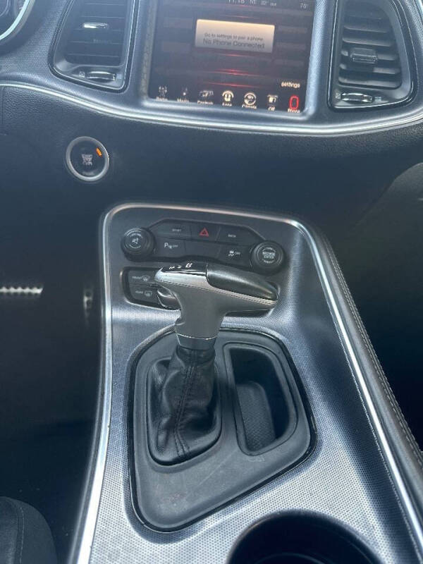 2015 Dodge Challenger SXT Plus