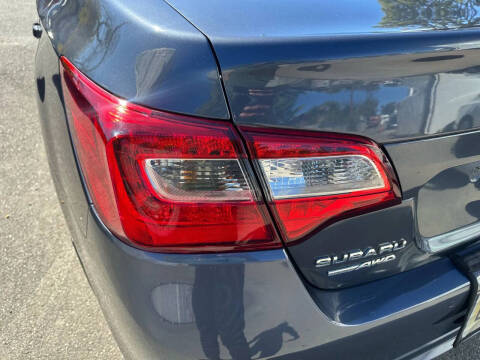 2017 Subaru Legacy 2.5i Limited