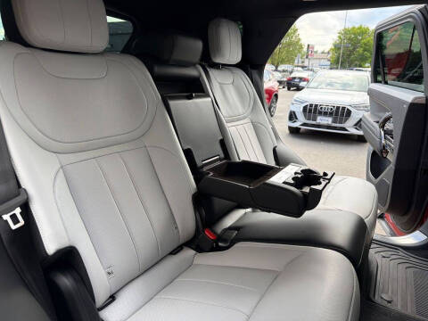 2025 Land Rover Range Rover Sport P400 Dynamic SE