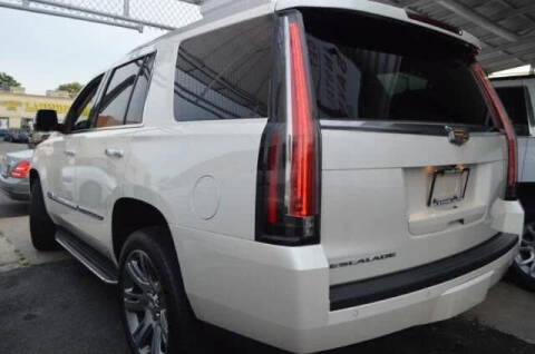 2015 Cadillac Escalade Luxury