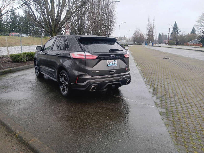 2019 Ford Edge ST