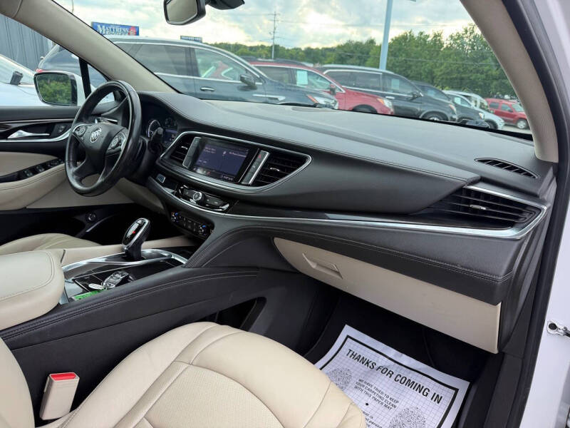 2021 Buick Enclave Essence