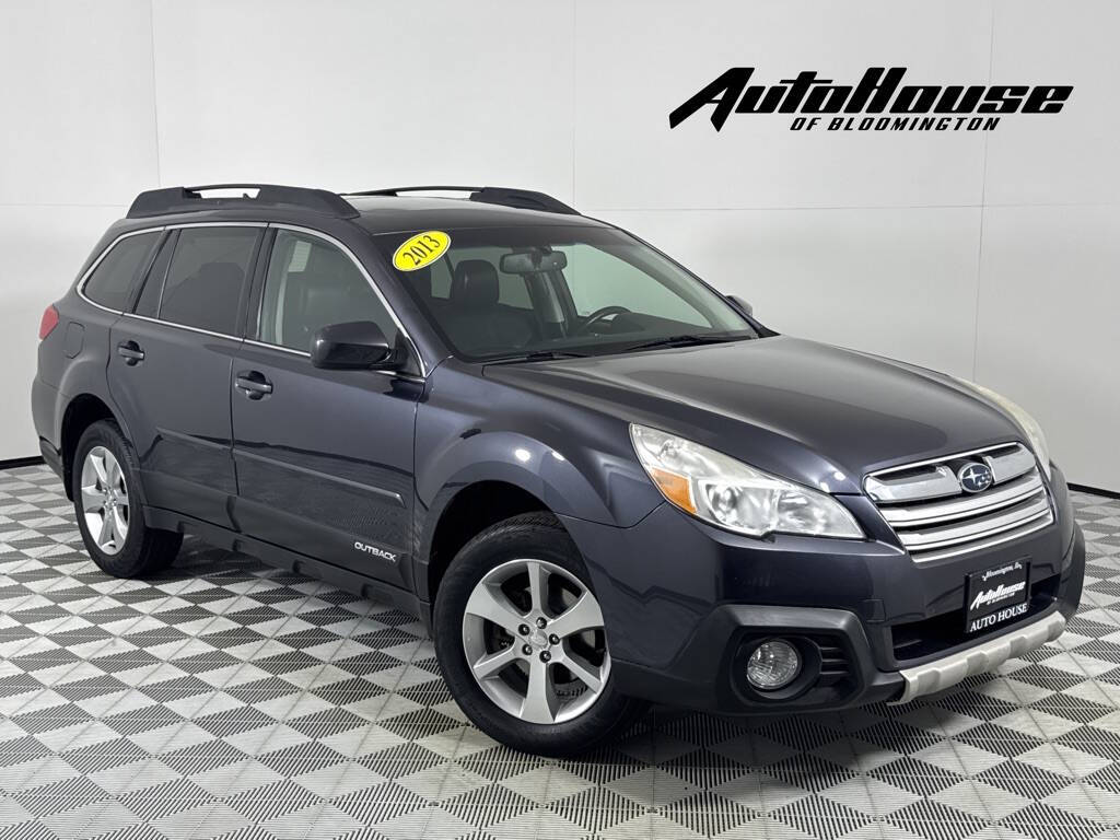 2013 Subaru Outback 2.5i Limited AWD 4dr Wagon's photo