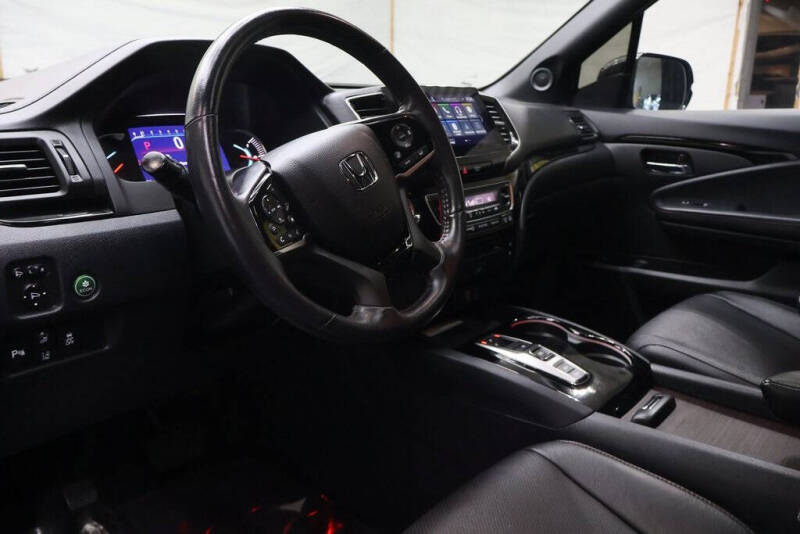 2022 Honda Pilot Black Edition