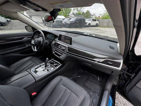 2017 BMW 7 Series 740i