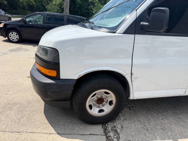 2019 Chevrolet Express 2500