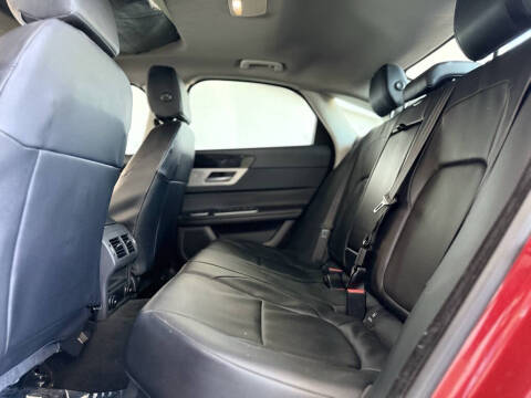 2017 Jaguar XF 35t Premium