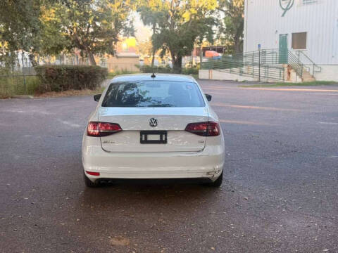 2016 Volkswagen Jetta