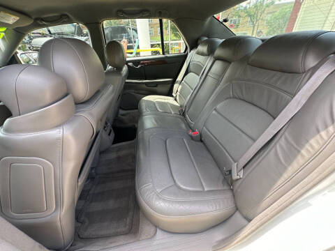 2004 Cadillac DeVille