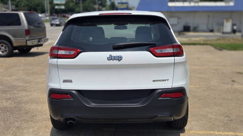 2014 Jeep Cherokee Sport
