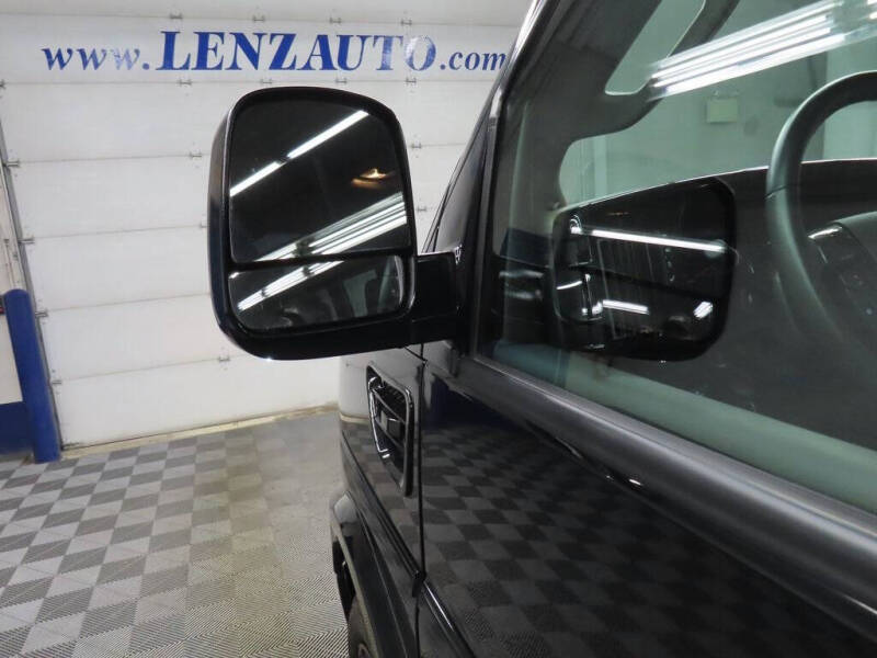 2022 GMC Savana 2500