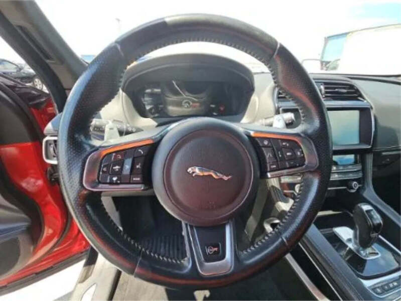 2020 Jaguar F-PACE SVR