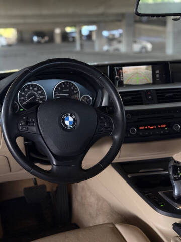 2012 BMW 3 Series 328i