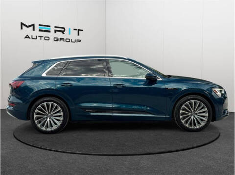 2019 Audi e-tron quattro Prestige