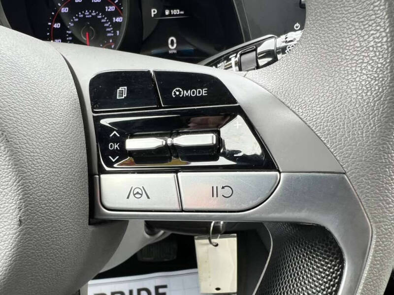 2021 Hyundai Elantra SE