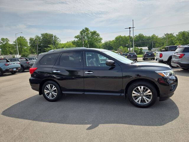 2020 Nissan Pathfinder S