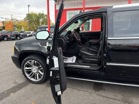 2012 Cadillac Escalade ESV Luxury