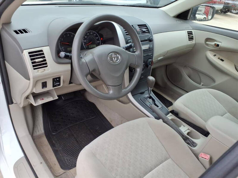 2009 Toyota Corolla LE