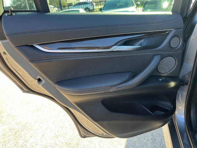 2017 BMW X6 xDrive50i