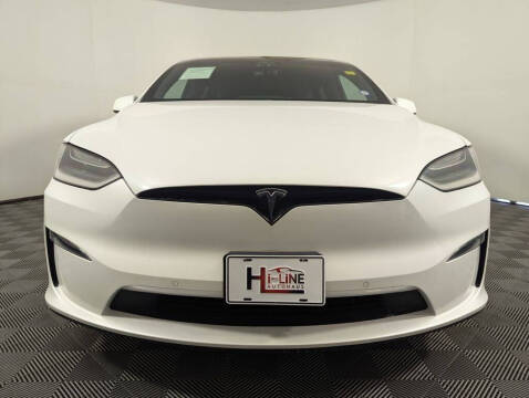 2023 Tesla Model X Standard Range