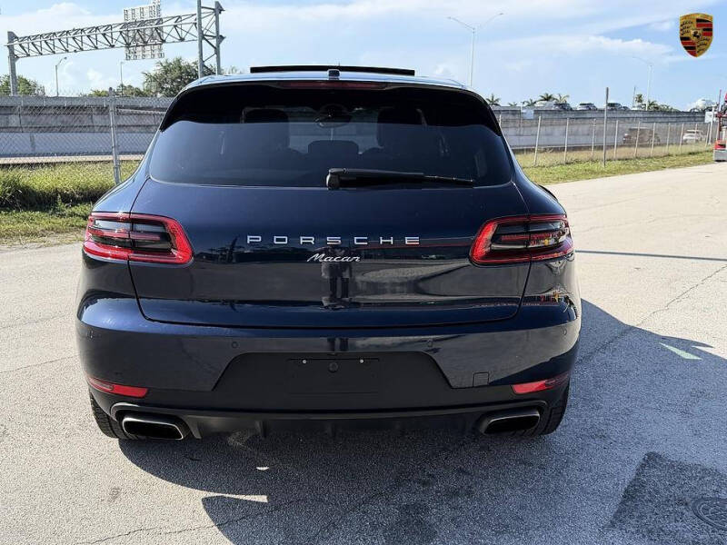 2017 Porsche Macan