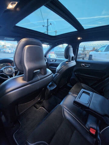 2018 Volvo XC60 T6 R-Design