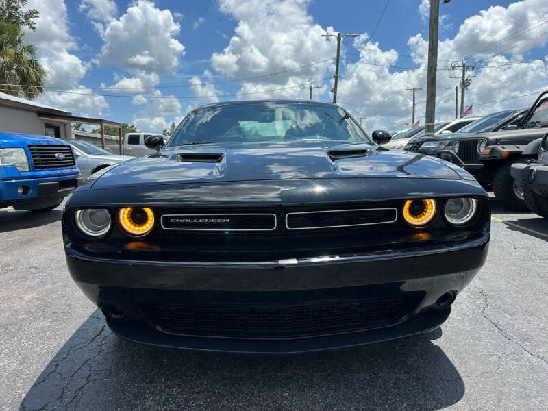 2020 Dodge Challenger SXT