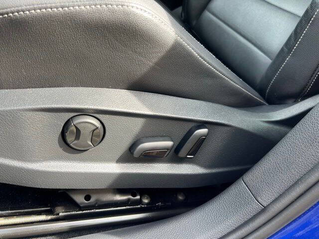 2017 Volkswagen Golf R 4Motion