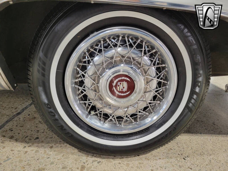 1988 Cadillac Brougham