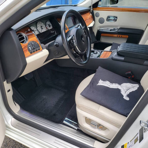 2011 Rolls-Royce Ghost
