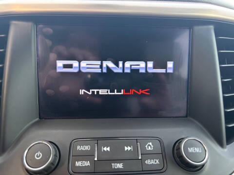 2017 GMC Acadia Denali
