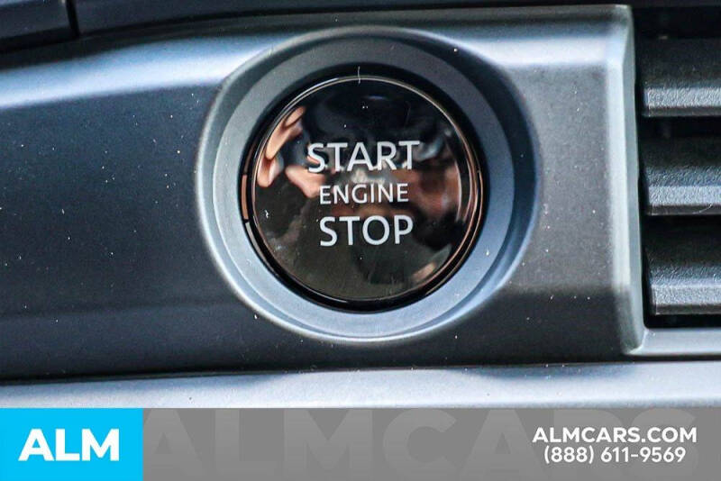 2025 Nissan Pathfinder S