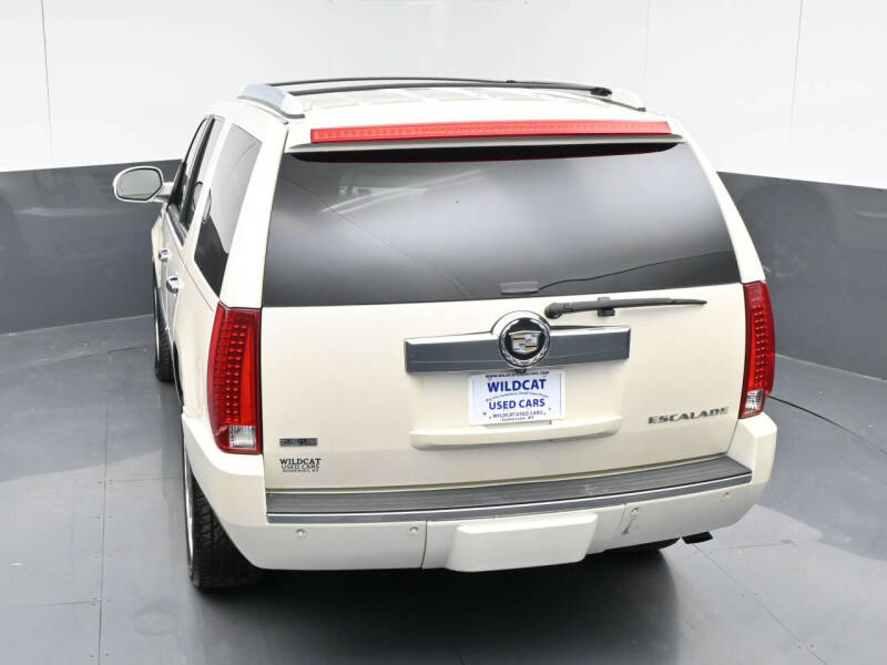 2010 Cadillac Escalade Premium