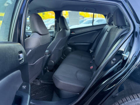 2017 Toyota Prius Two