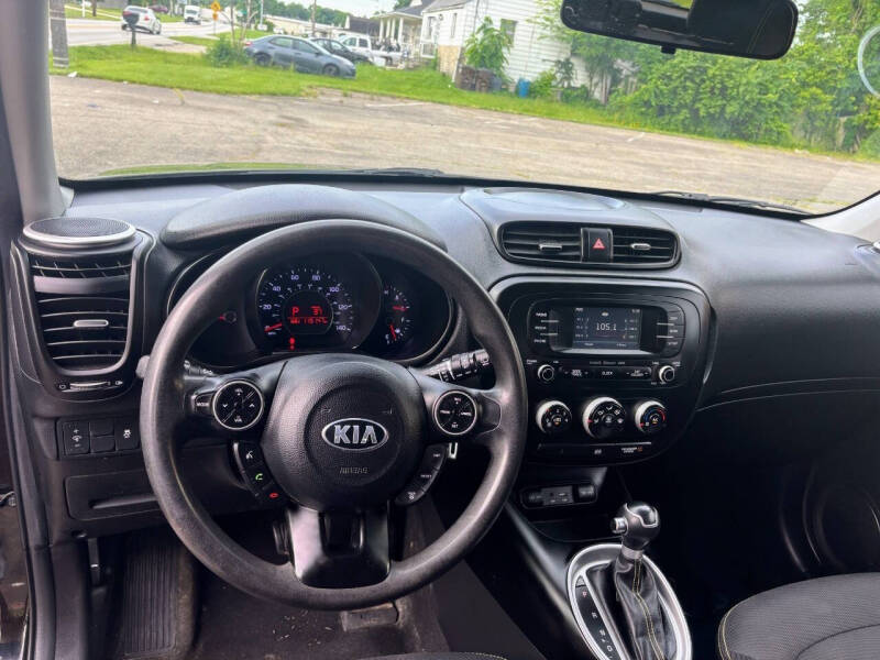 2016 Kia Soul +