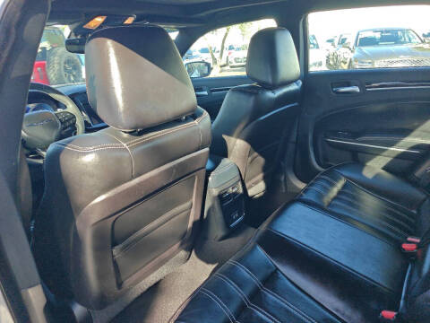 2023 Chrysler 300 S V6