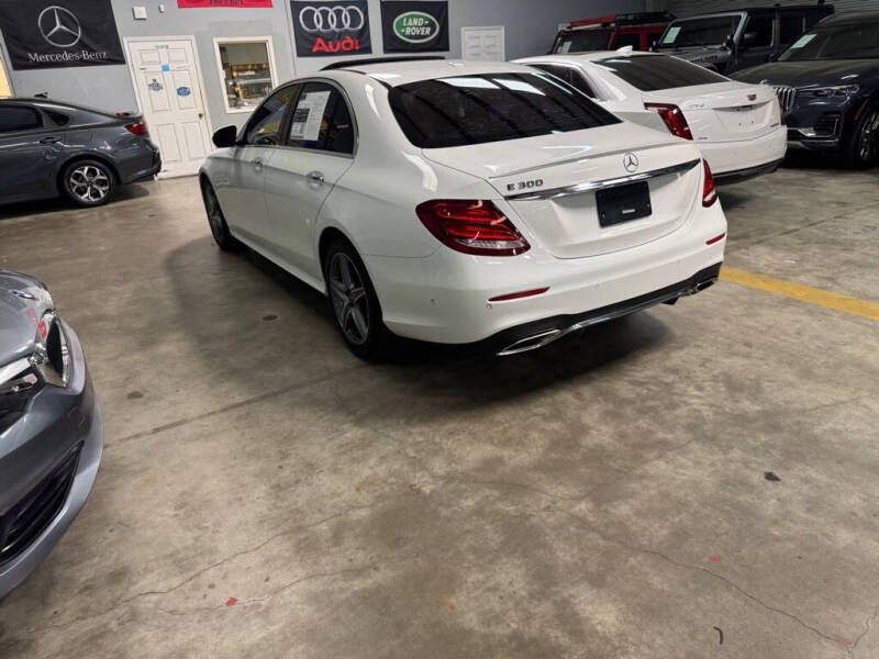 2018 Mercedes-Benz E-Class E 300