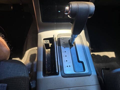 2005 Nissan Pathfinder SE