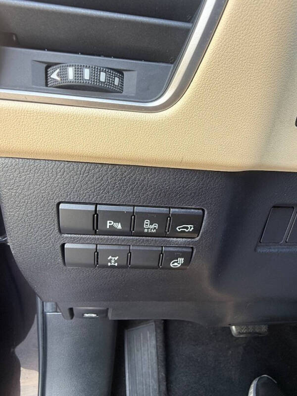 2015 Lexus NX 200t