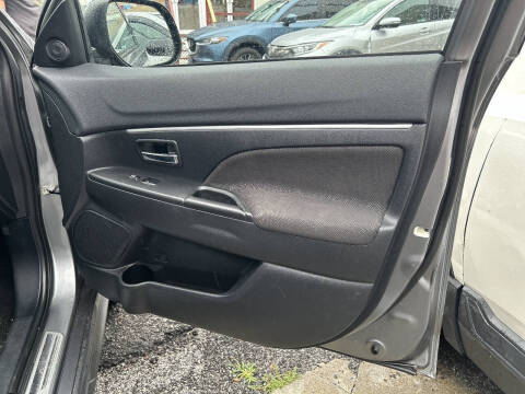 2011 Mitsubishi Outlander Sport SE