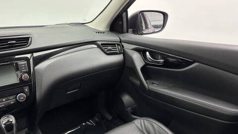 2021 Nissan Rogue Sport SL