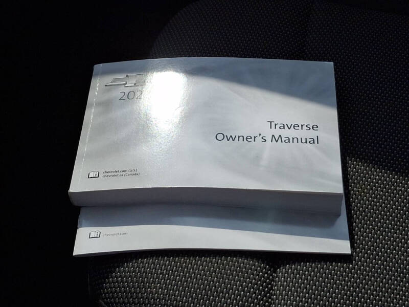 2021 Chevrolet Traverse LT Cloth