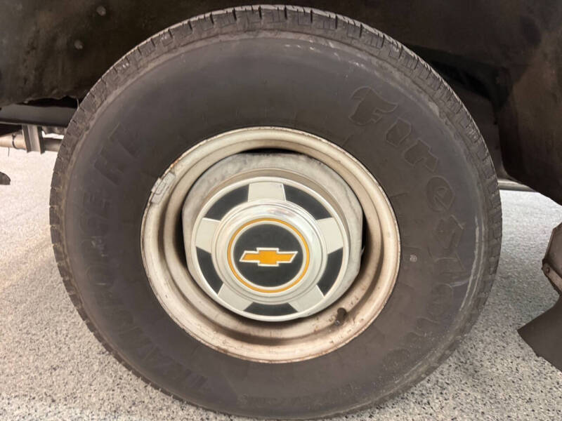 1977 Chevrolet Suburban