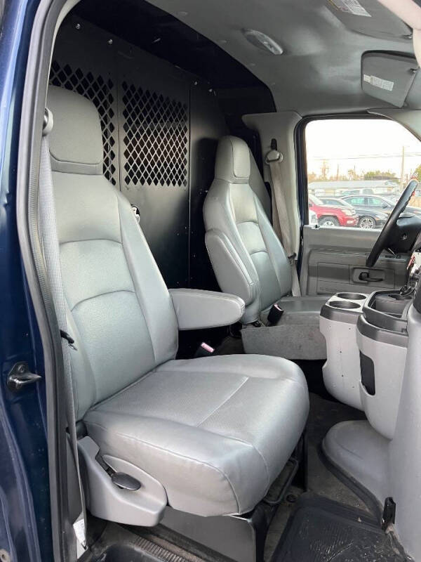 2012 Ford E-Series