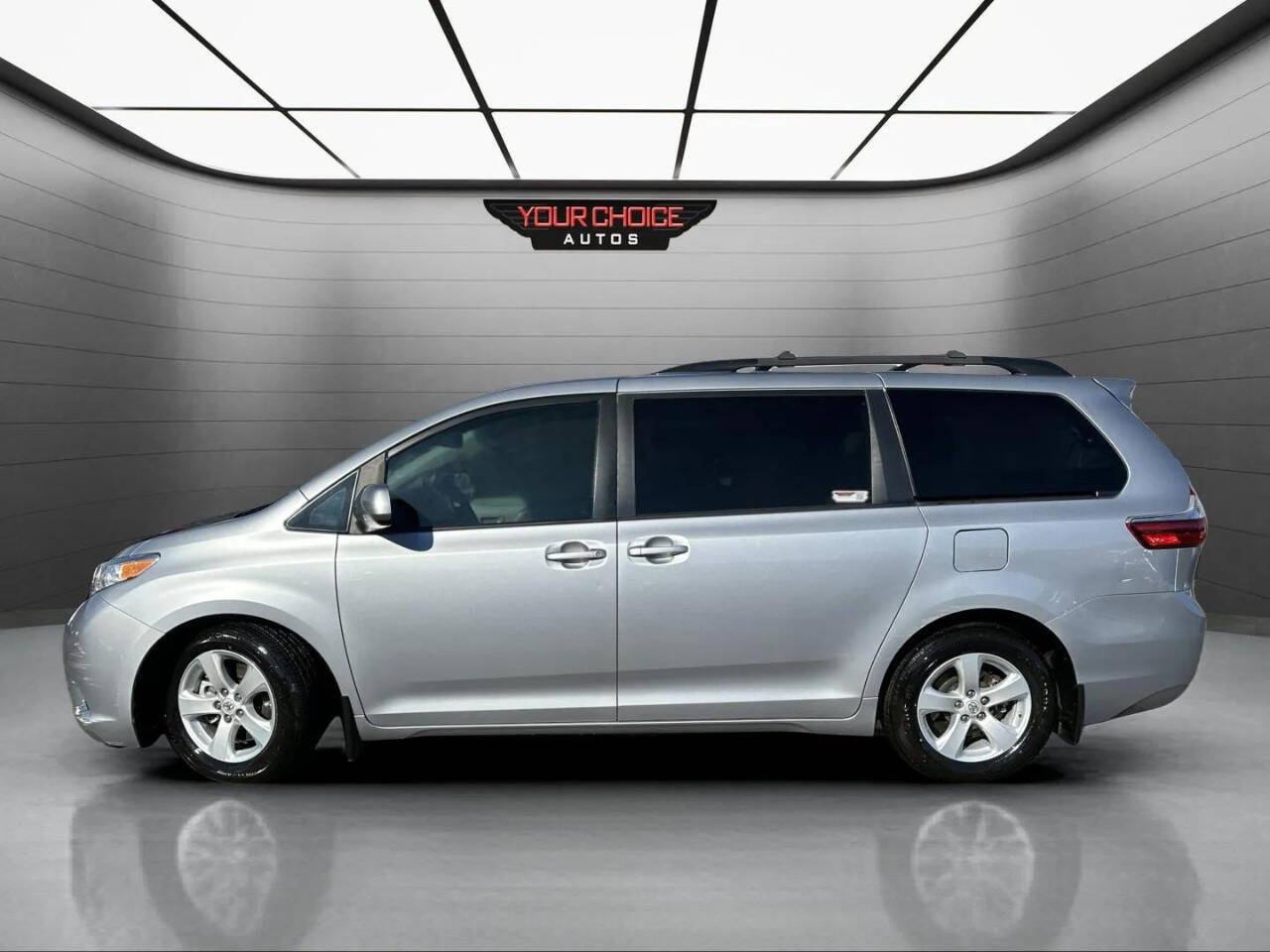 ToyotaSienna2
