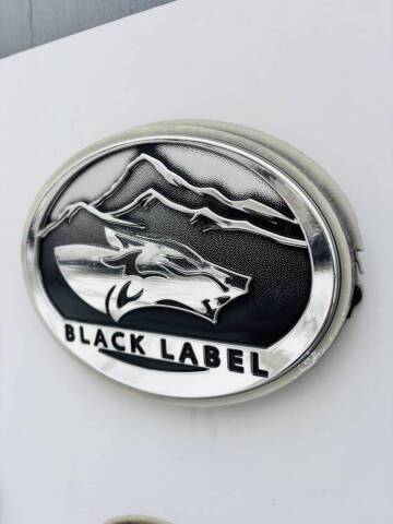 2021 Cherokee Grey Wolf Black Label 23DBHBL