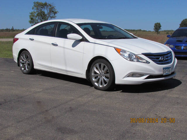 2011 Hyundai SONATA for sale at CAT CREEK AUTO in Menahga, MN